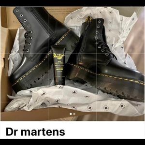 Dr Martens, smooth black leather, never worn brand new, size 8 in men’s